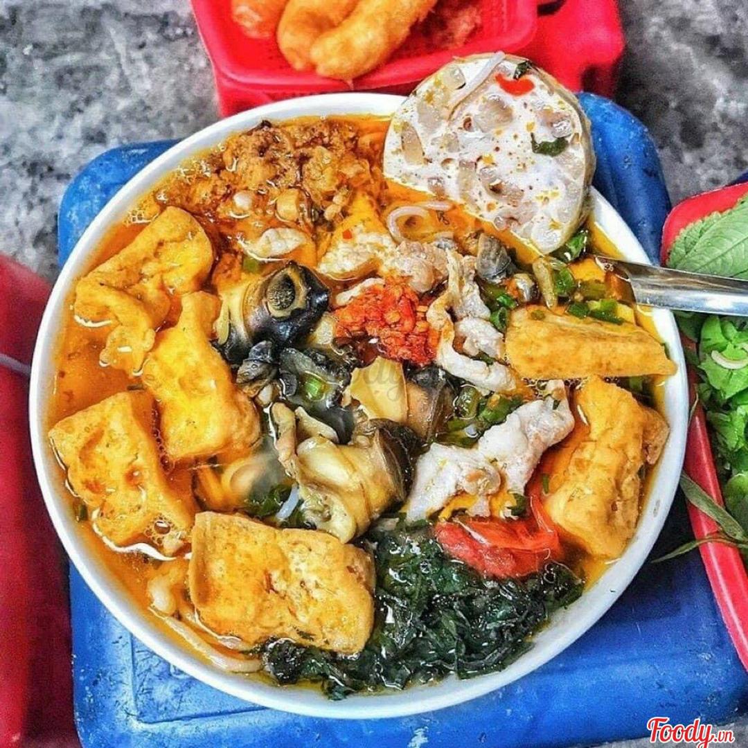 bun-rieu-oc-bo-gio-tai