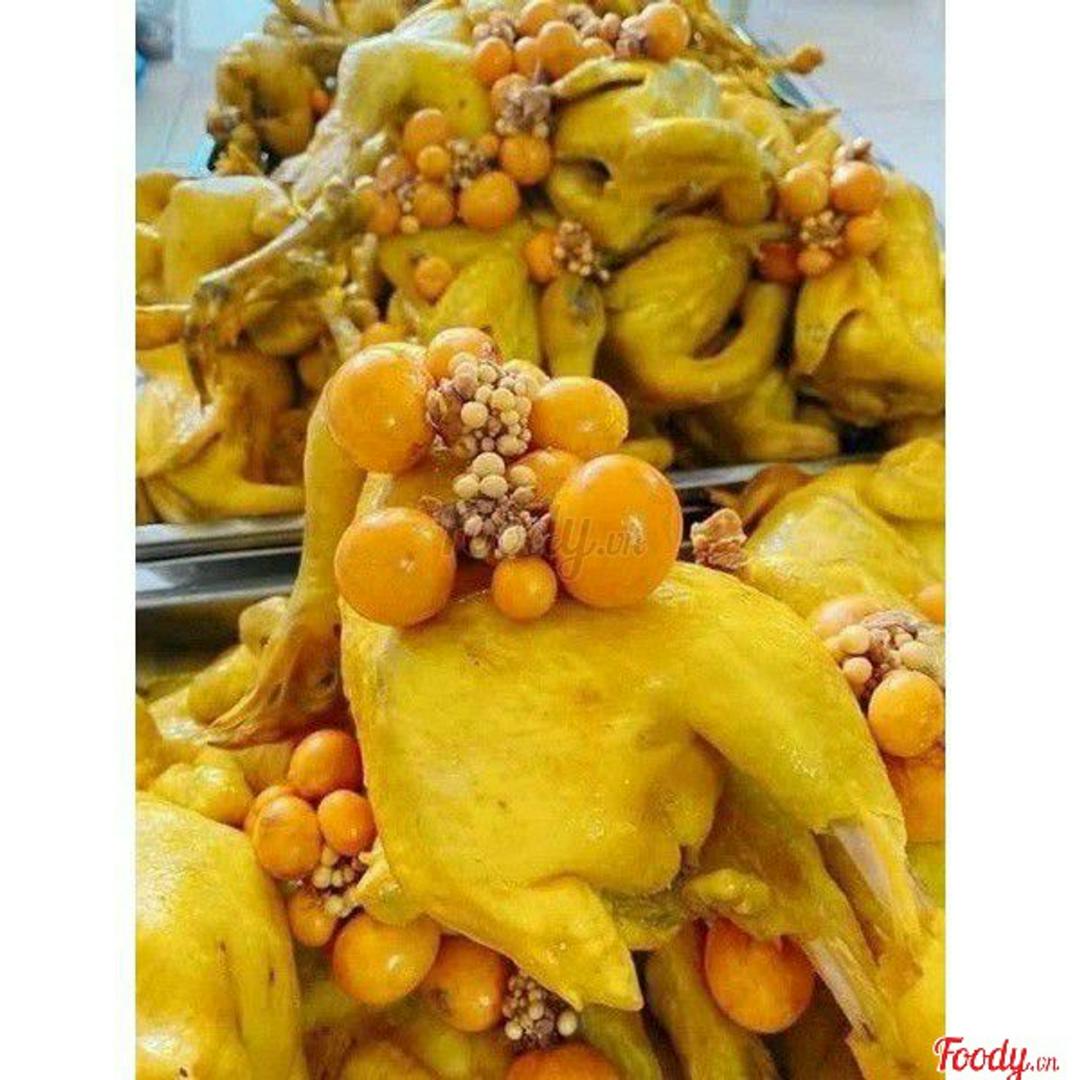 ga-ta-ri-om-trung-u-muoi-hoa-tieu-thai-nguyen-nguyen-con-best-seller-1-con