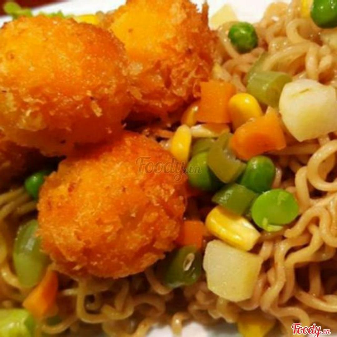 mi-tron-vien-hai-san-phomai-chien