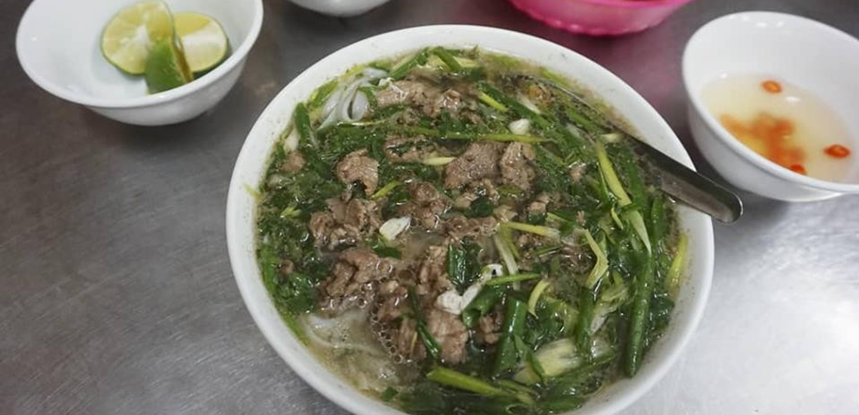 co-tuan-viet-pho-bo-com-rang-me-tri-ha