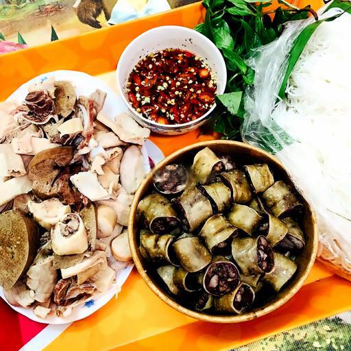 long-thap-cam-2-ng-co-trang