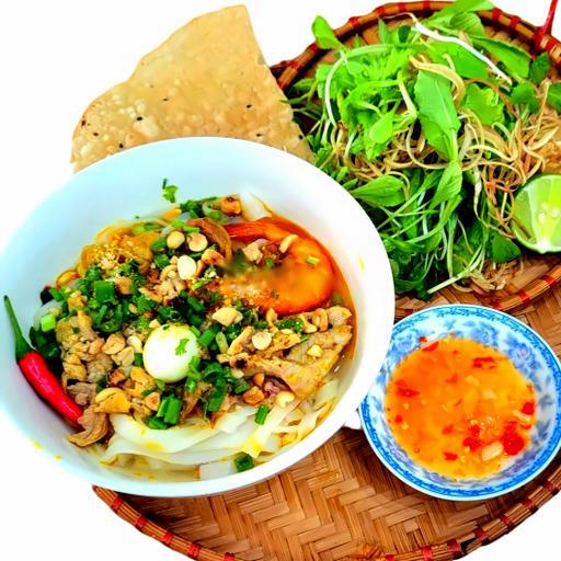 mi-quang-to-thuong-hop