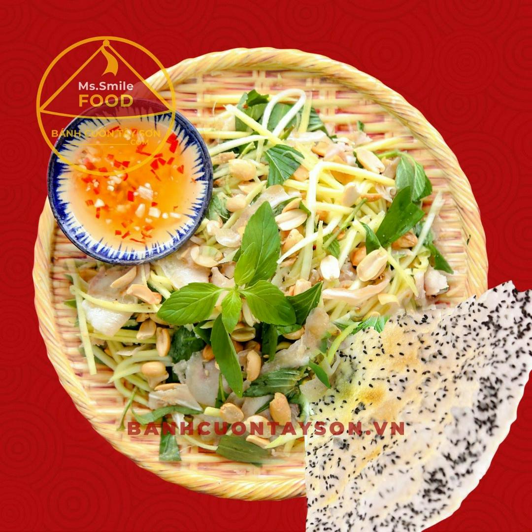 goi-tre-tai-heo-tron-xoai-phan-lon