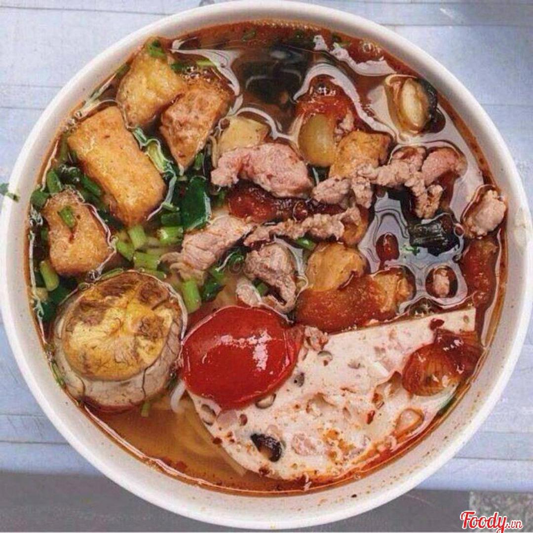 bun-rieu-trung-vit-lon