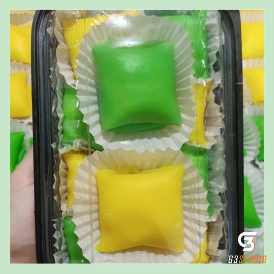 banh-crepe-sau-rieng-hop-10-cai