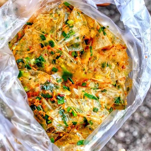 banh-trang-deo-mo-hanh-bich-nho