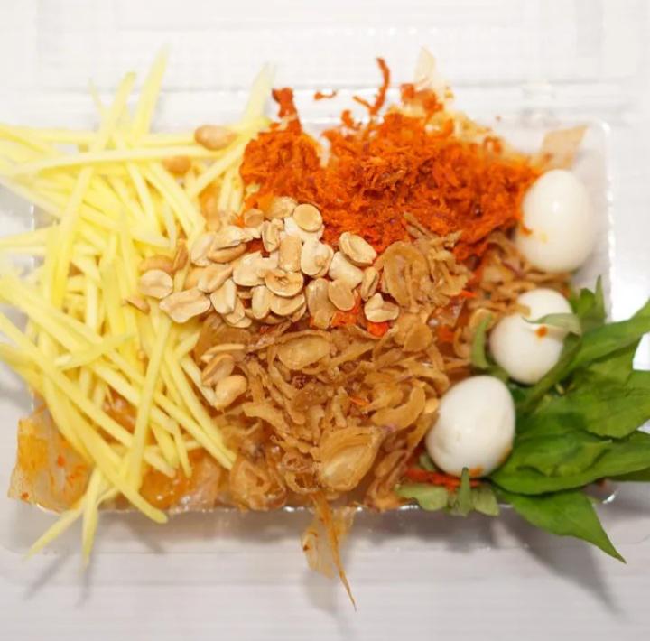 banh-trang-tron-truyen-thong