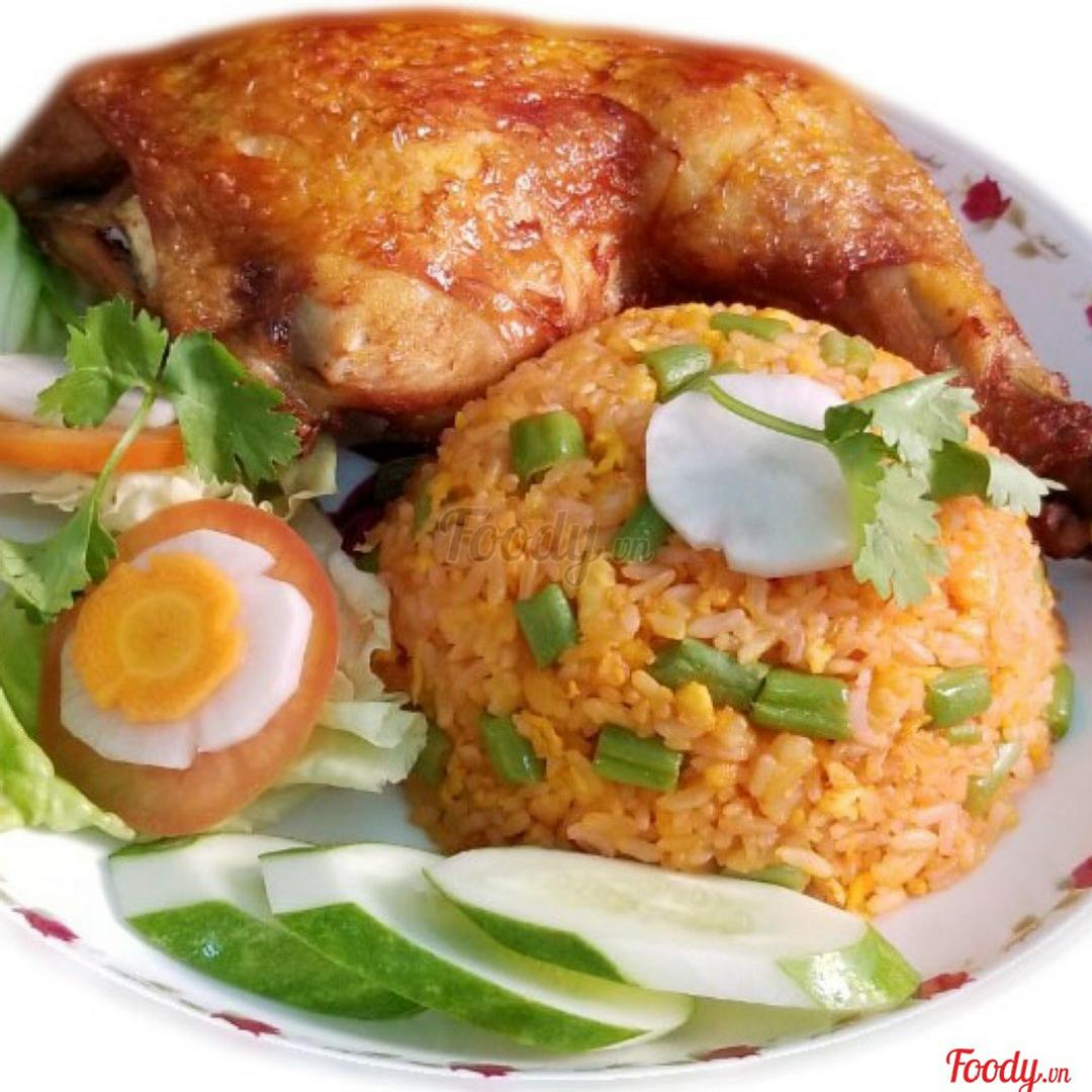 com-ga-sot-mam-nuoc-canh