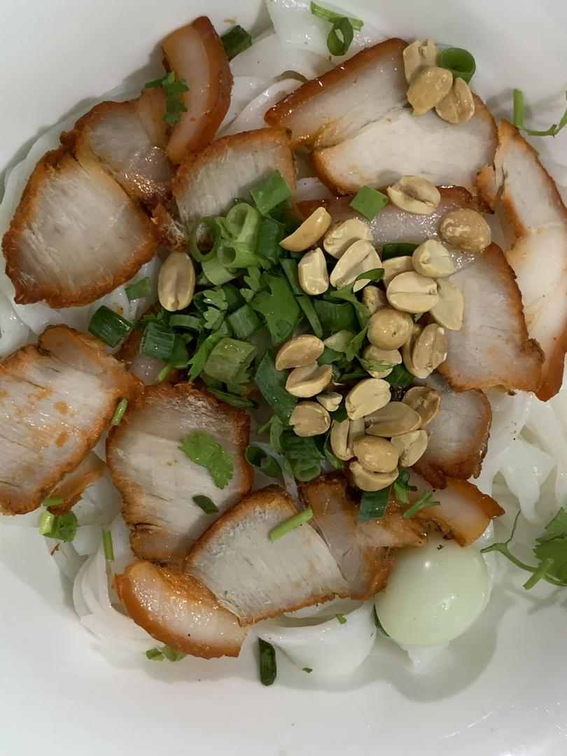 mi-quang-tom-thit-xiu