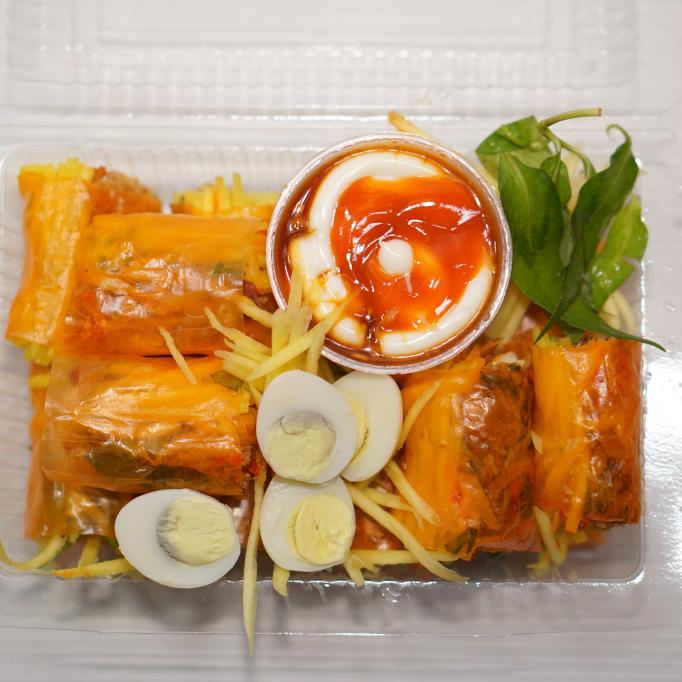 banh-trang-tron-sot-bo-cay