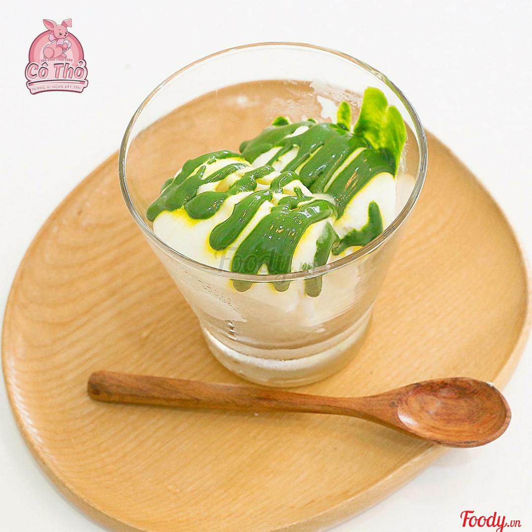 sua-chua-matcha