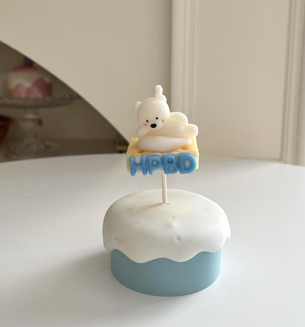 nen-sinh-nhat-white-bear
