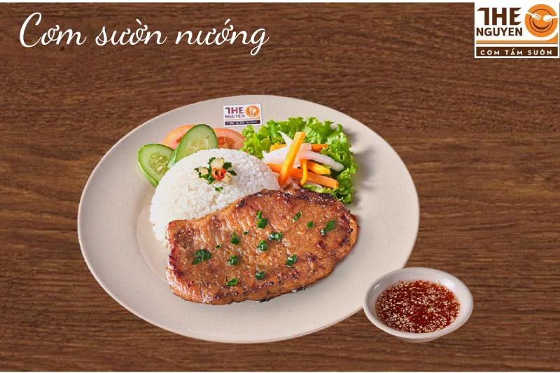 com-suon-nuong