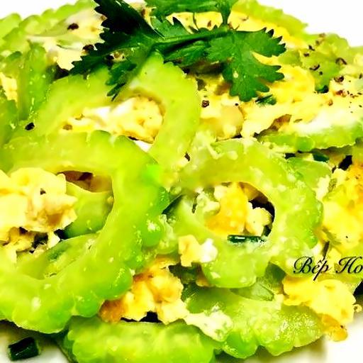 com-chien-kho-qua-xao-trung