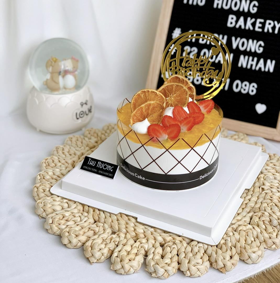 banh-mini-hop-kinh-dau-tay-va-cam-kho