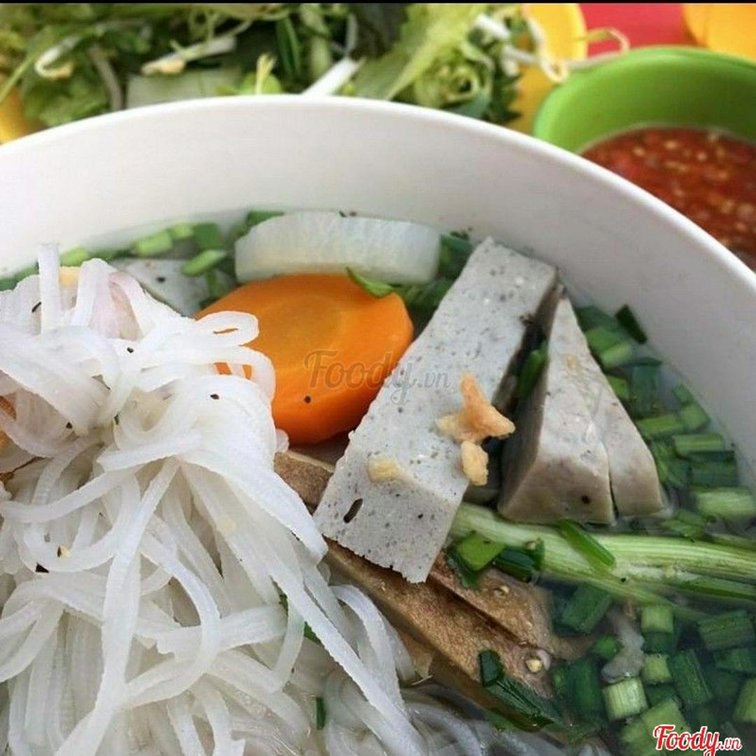 hu-tieu-cha-ca-phan-thiet-to-lon