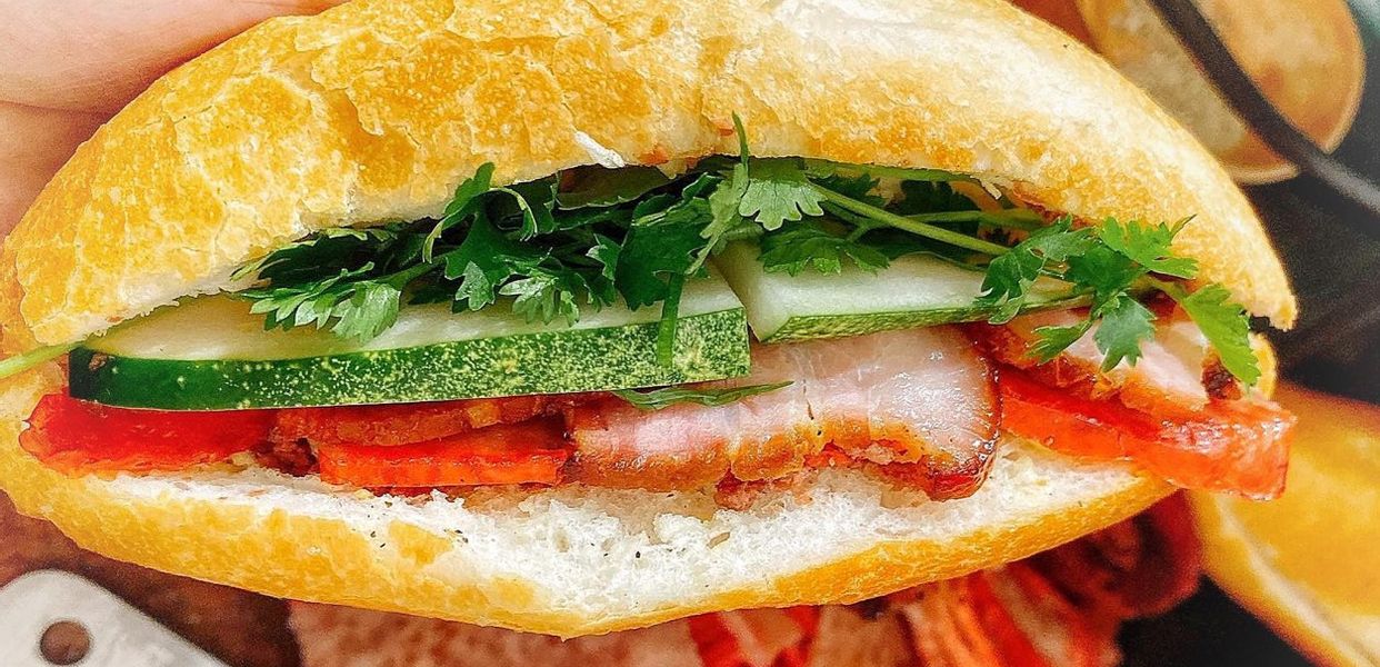 mon-food-banh-mi-va-tra-sua-nguyen-van-cu