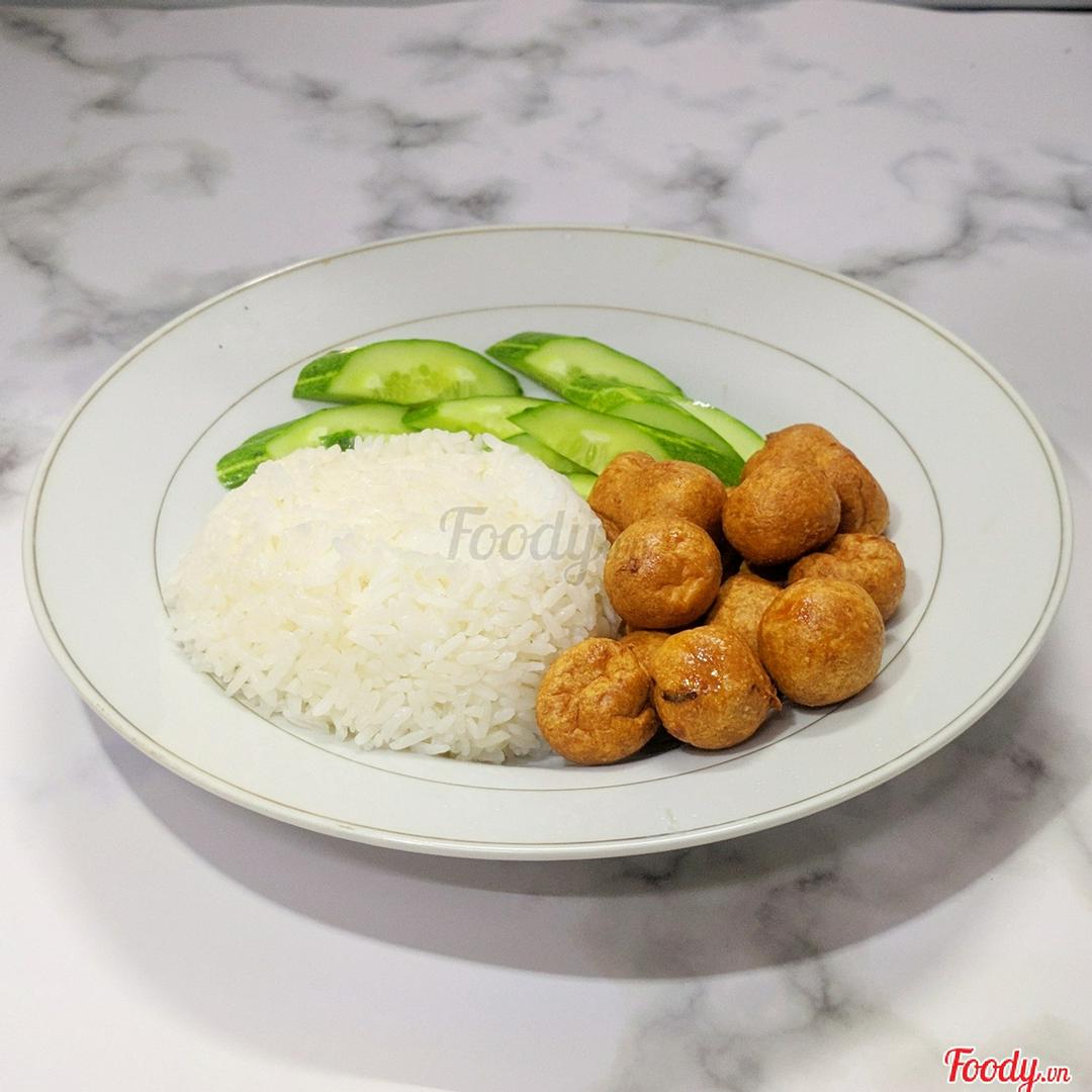 com-oc-buu-nhoi-thit