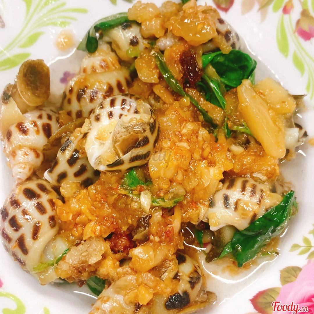 oc-huong-xao-rau-muong