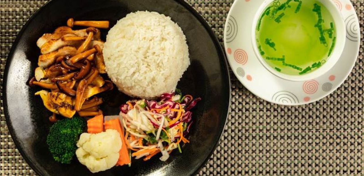 com-bo-sot-nam-bun-mien-tron-30k-cau-giay