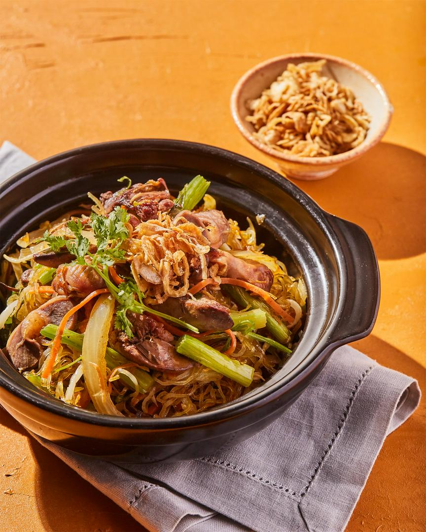 mien-xao-ga-nieu-at-d