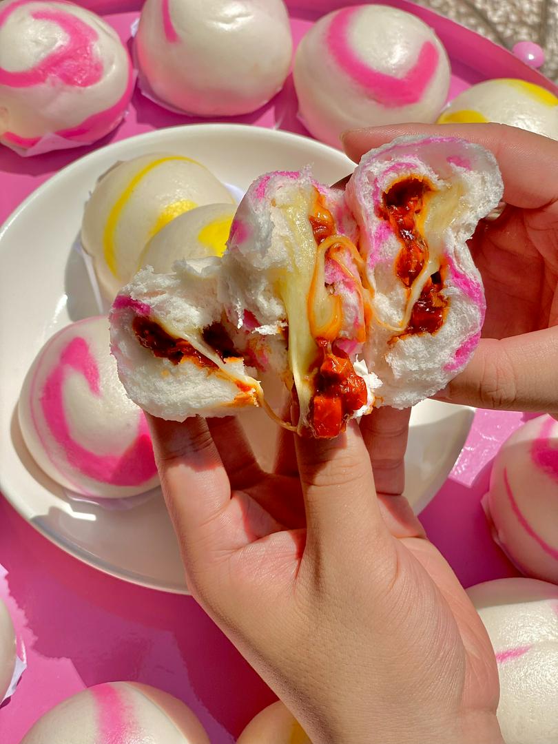 banh-bao-xa-xiu-pho-mai-tan-chay