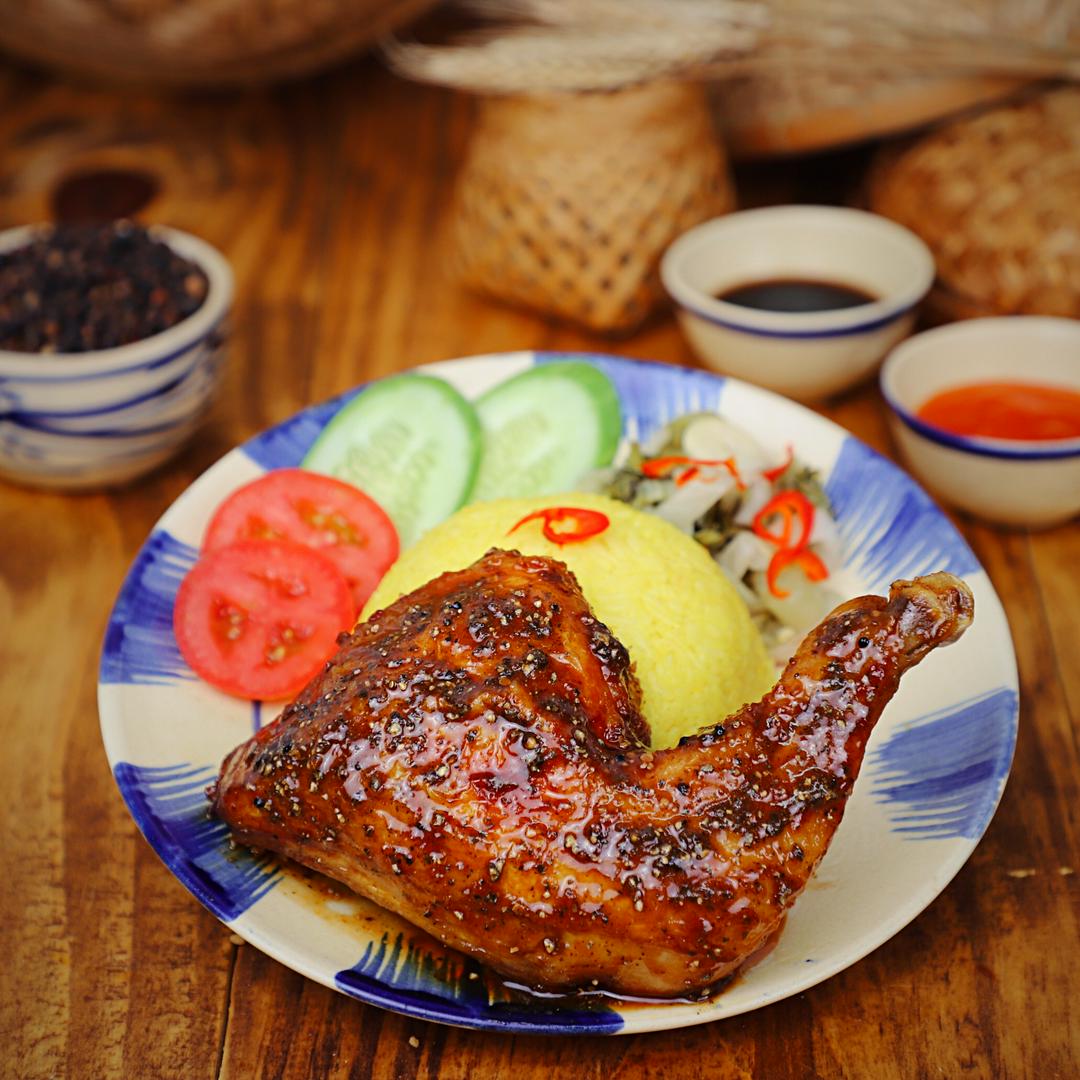 com-ga-sot-tieu-xanh-lon