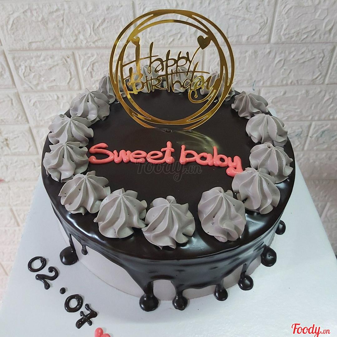 banh-vua-1-socola-chay-vien-kem-ghi-hpbd