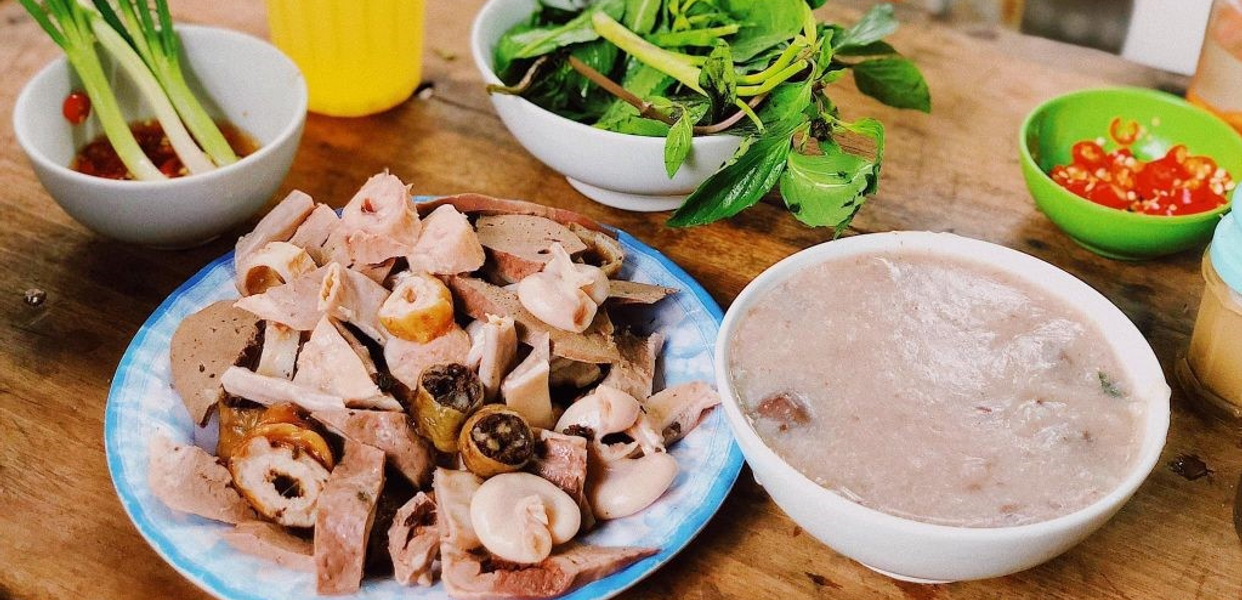 hue-chao-long-nguyen-uc-canh