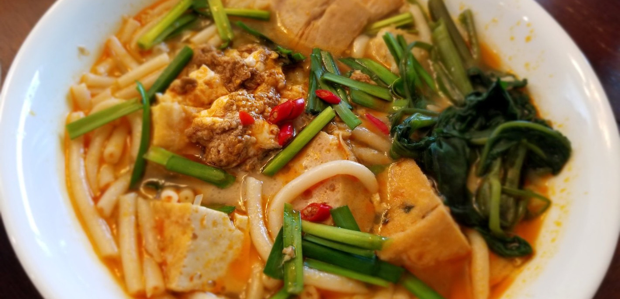 quan-anh-hieu-bun-rieu-canh-bun-nam-ky-khoi-nghia