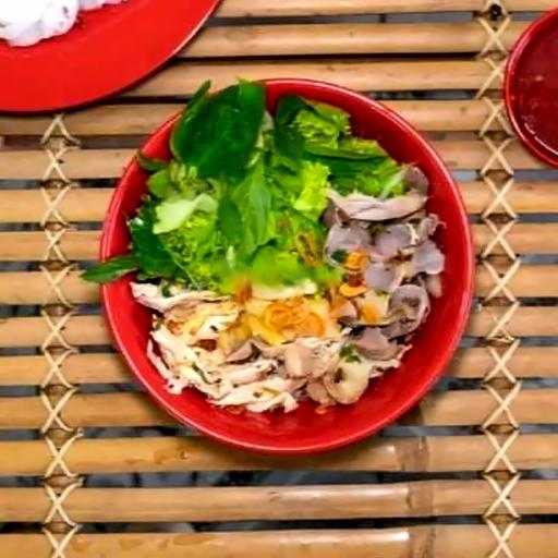 banh-uot-long-ga-va-ga-xe