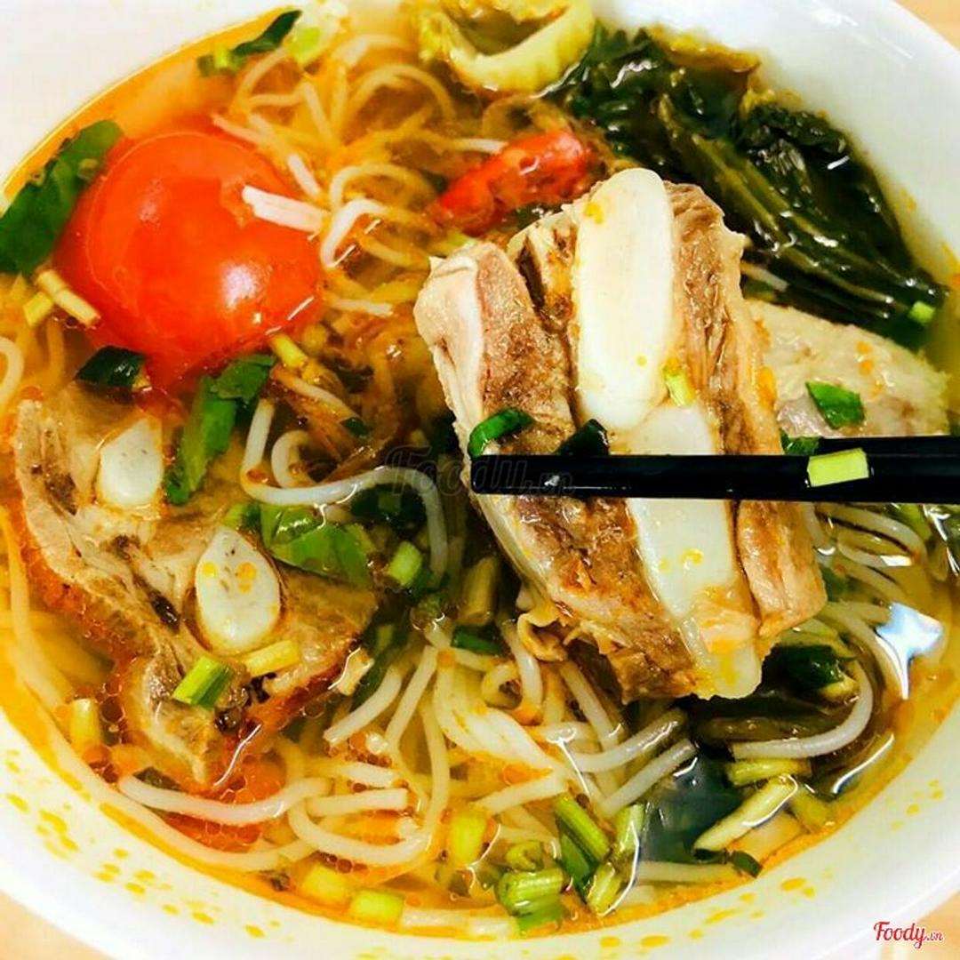 bun-suon-sun-cai-chua