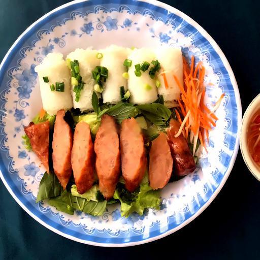 banh-hoi-nem-nuong