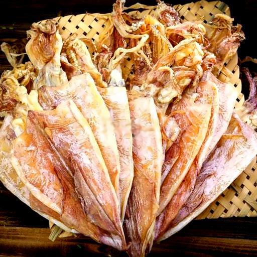 muc-kho-co-trung-5-con-size-60-70-chua-nuong