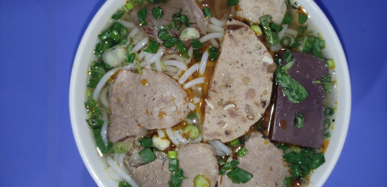 bun-bo-hue-xuan-huong-2