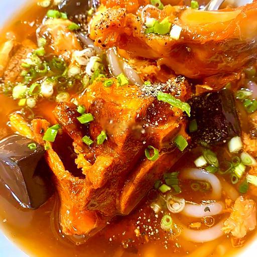 banh-canh-thit-cua-xuong-01-pepsi-hoac-nuoc-khac