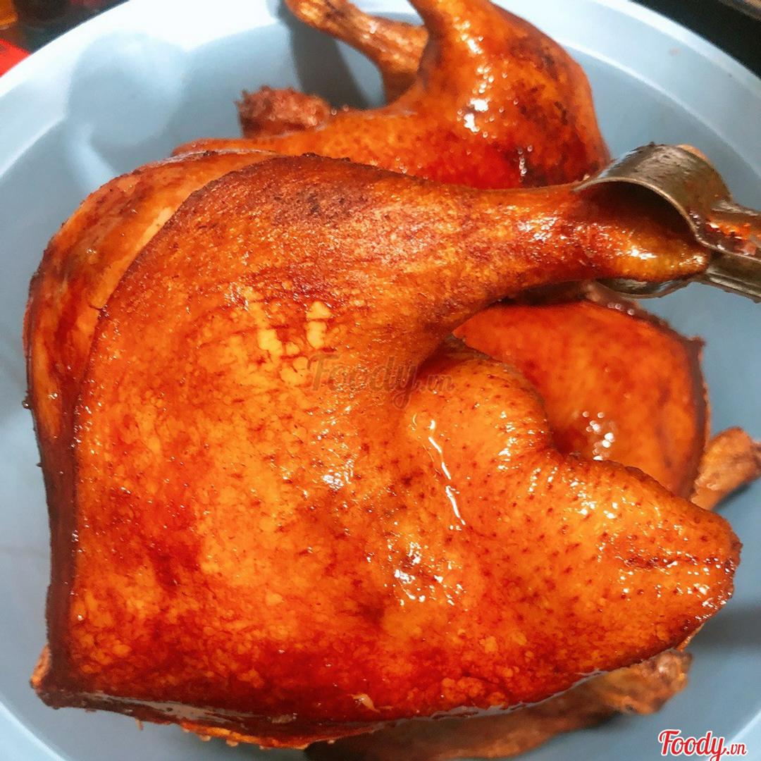 hu-tieu-mi-vit-tiem-chien-gion