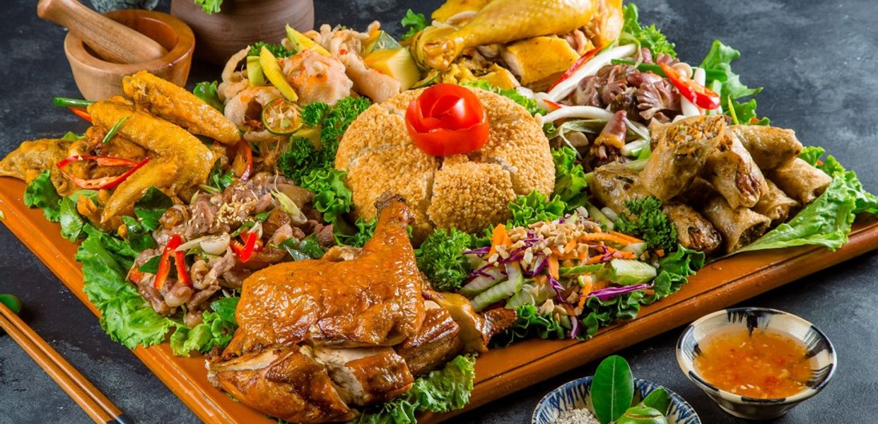 thien-an-ga-met-va-ga-khong-loi-thoat-tran-ai-nghia