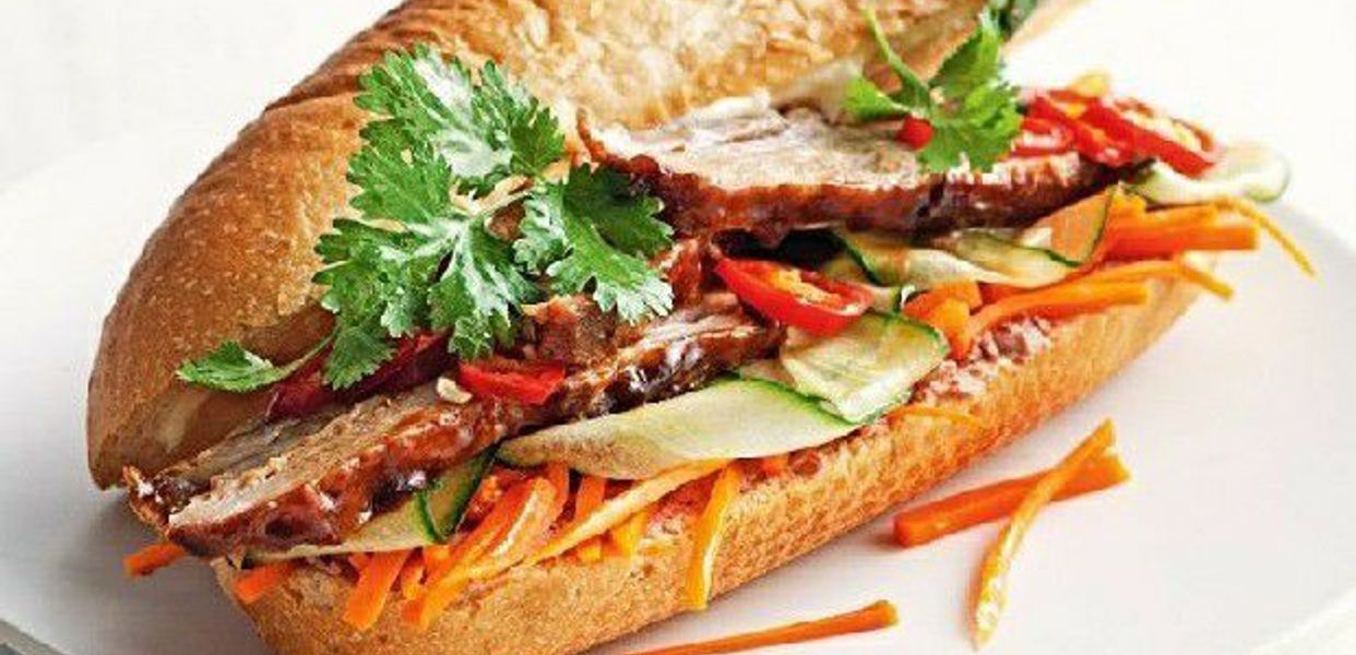 banh-mi-co-ba-le-banh-mi-ngo-gia-tu