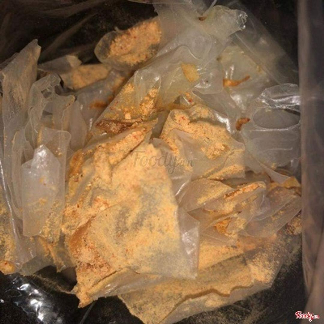 banh-trang-deo-muoi-nhuyen