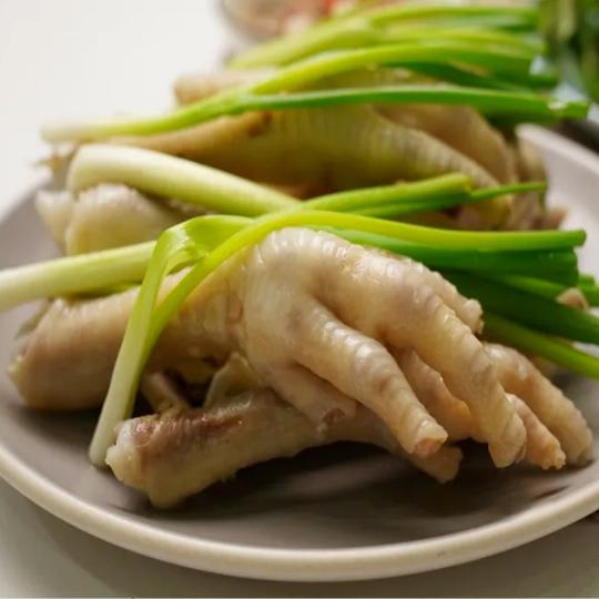 chan-ga-hap-hanh-2-cap