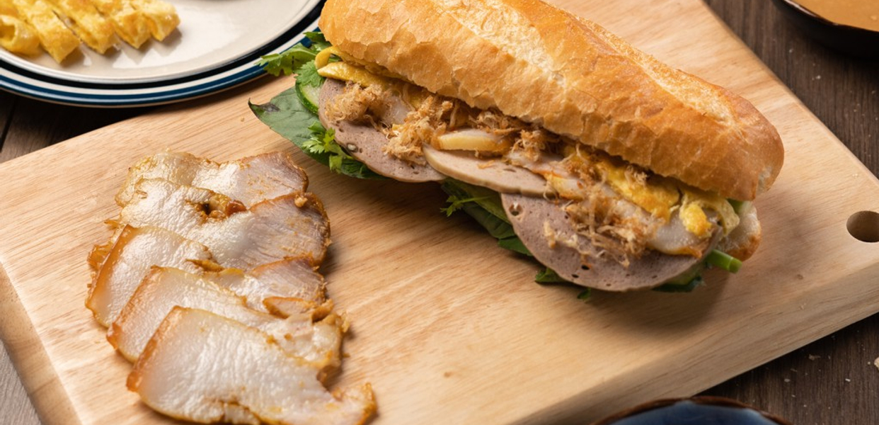 banh-mi-anh-kien-banh-mi-cafe-tang-bat-ho