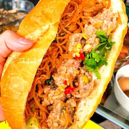 banh-mi-bi-xiu-mai-ac-biet