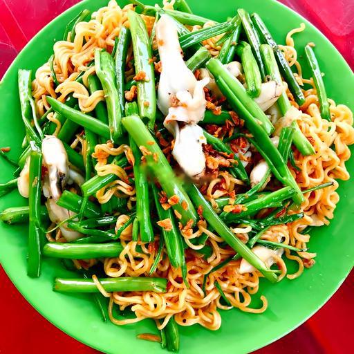 mong-tay-xao-1-mi-rau-muong