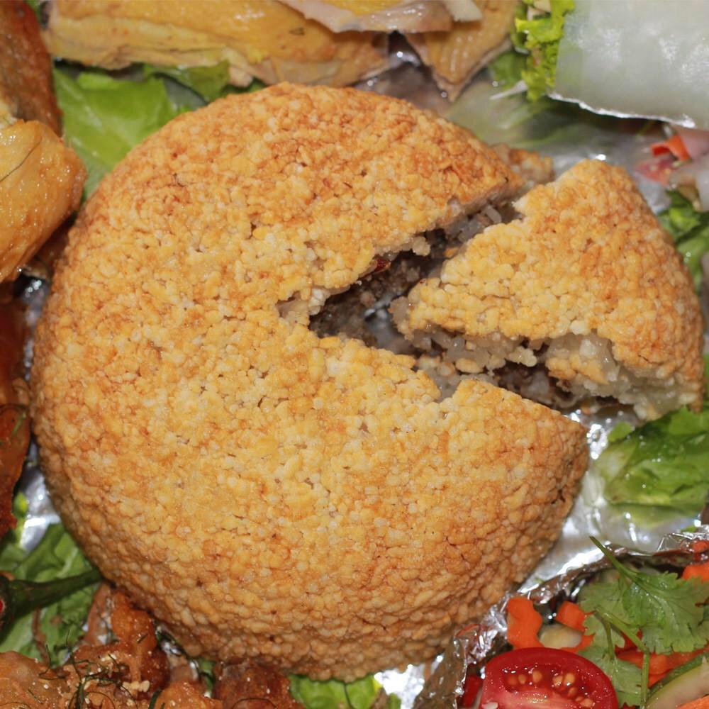 xoi-chien-nhan-thit-bam-xao-nhi