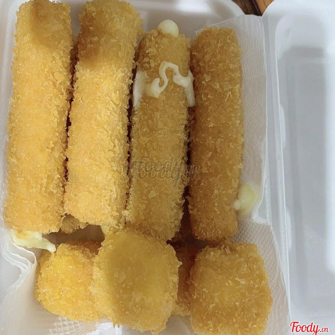 combo-banh-sua-phomai-que-khoai-le-pho