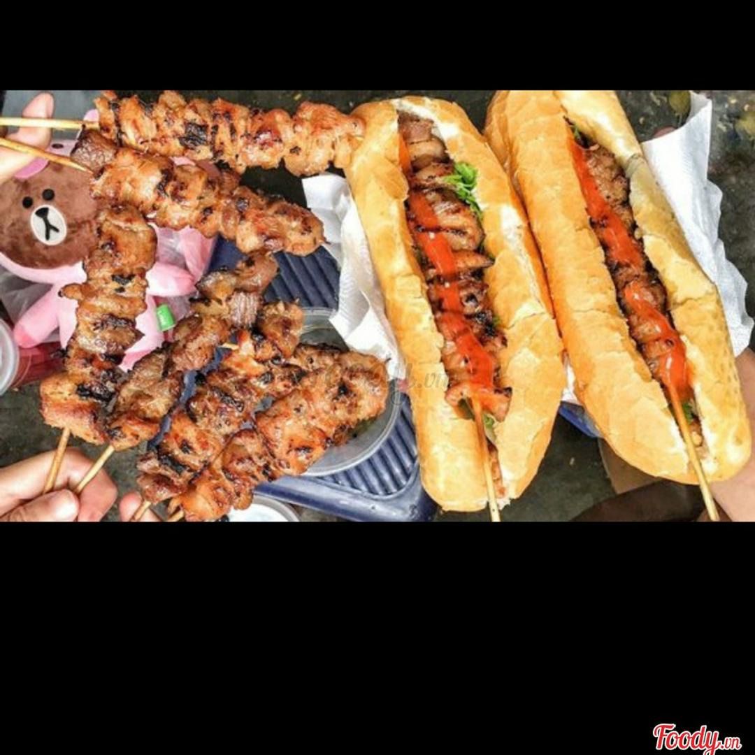 banh-mi-3-thit-xien-nuong