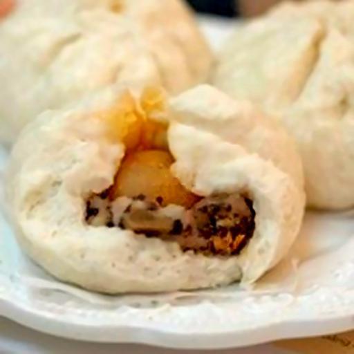 banh-bao-nhan-thit-trung-muoi