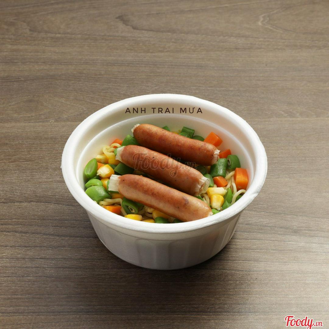 my-tron-indomie-xuc-xich-phomai