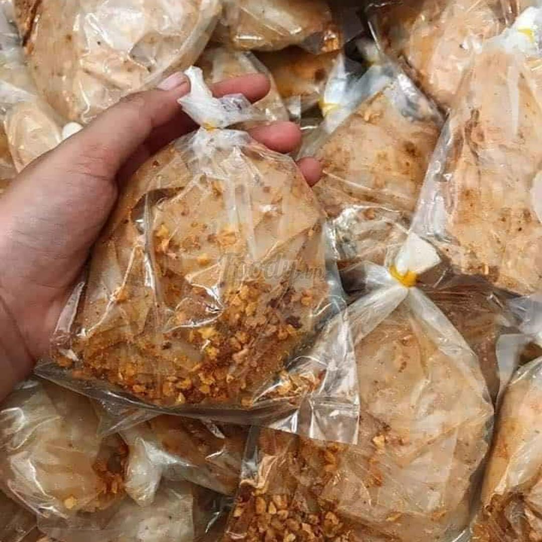 banh-trang-cay-muoi-toi